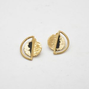 StarDrops Short Forged Gold Earrings