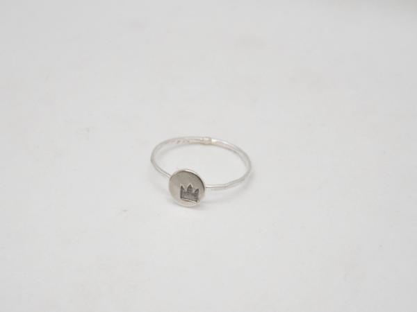Wreath Ring With Silver Crown